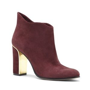 VC John Camuto Grace Heeled Bootie. NWT